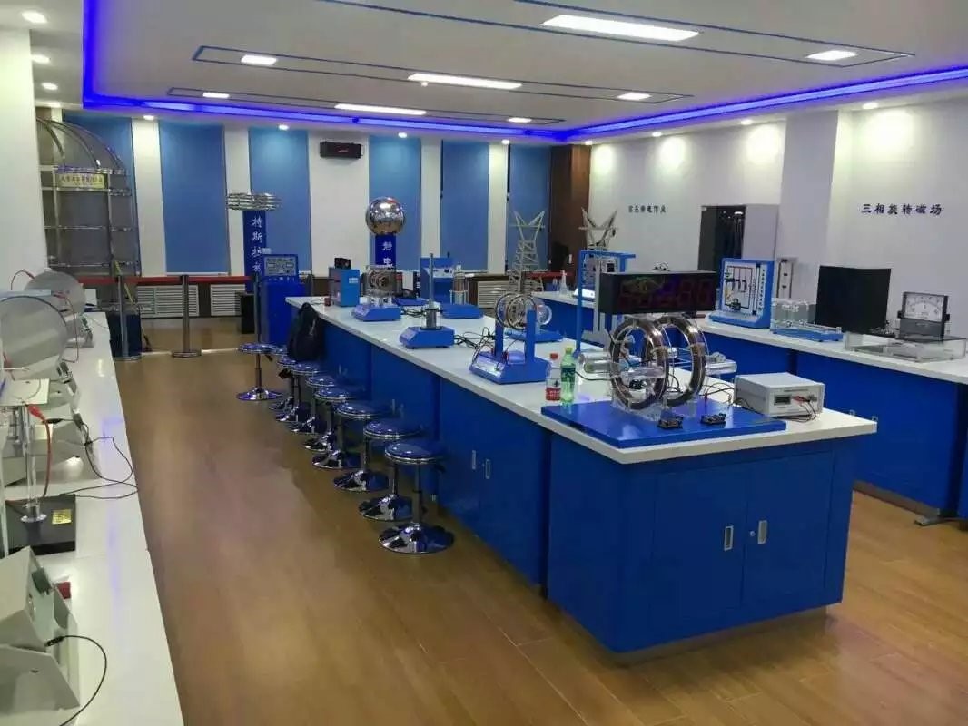 西宁市首家社区书吧面向社会免费开放|beat·365(图1) beat·365